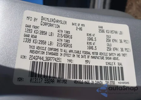 2006 Dodge Grand Caravan Sxt z USA, uszkodzony, nr VIN 2D4GP44L36R774251